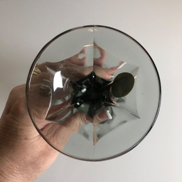 Tiara Exclusive Gray Glass Last Supper Cross Grape Vine Goblet Vintage T-292 #2 - Picture 2 of 7